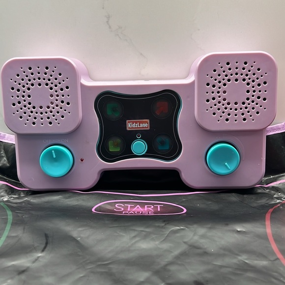 Dance Mat | Light Up Dance Pad with Wireless Bluetooth/AUX or Built in Music - Picture 12 of 17